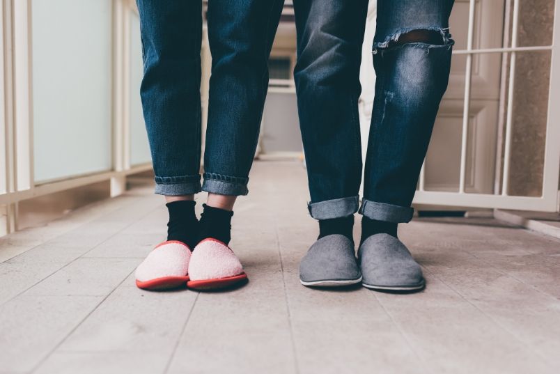 Waarom slippers met voetbed onmisbaar zijn in jouw garderobe!